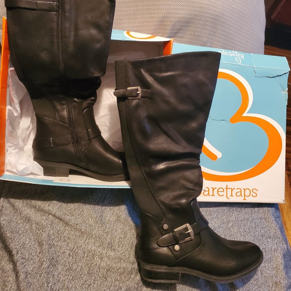 Brand new boots beartraps